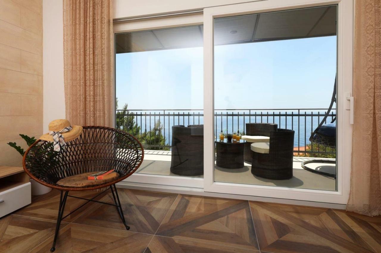 Redstone Luxury Apartments 스베타 네델자 외부 사진
