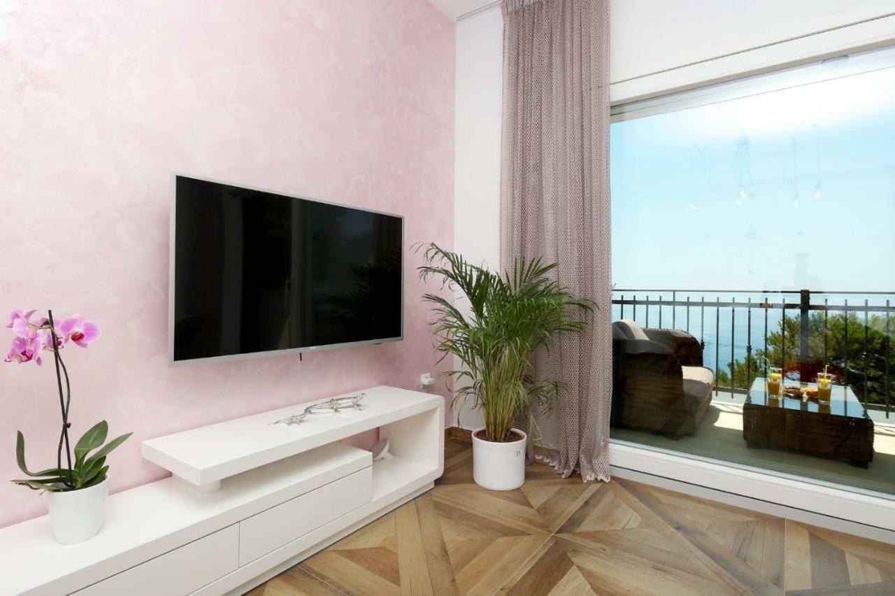 Redstone Luxury Apartments 스베타 네델자 외부 사진