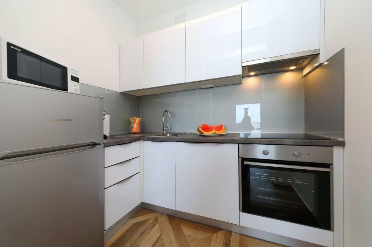 Redstone Luxury Apartments 스베타 네델자 외부 사진