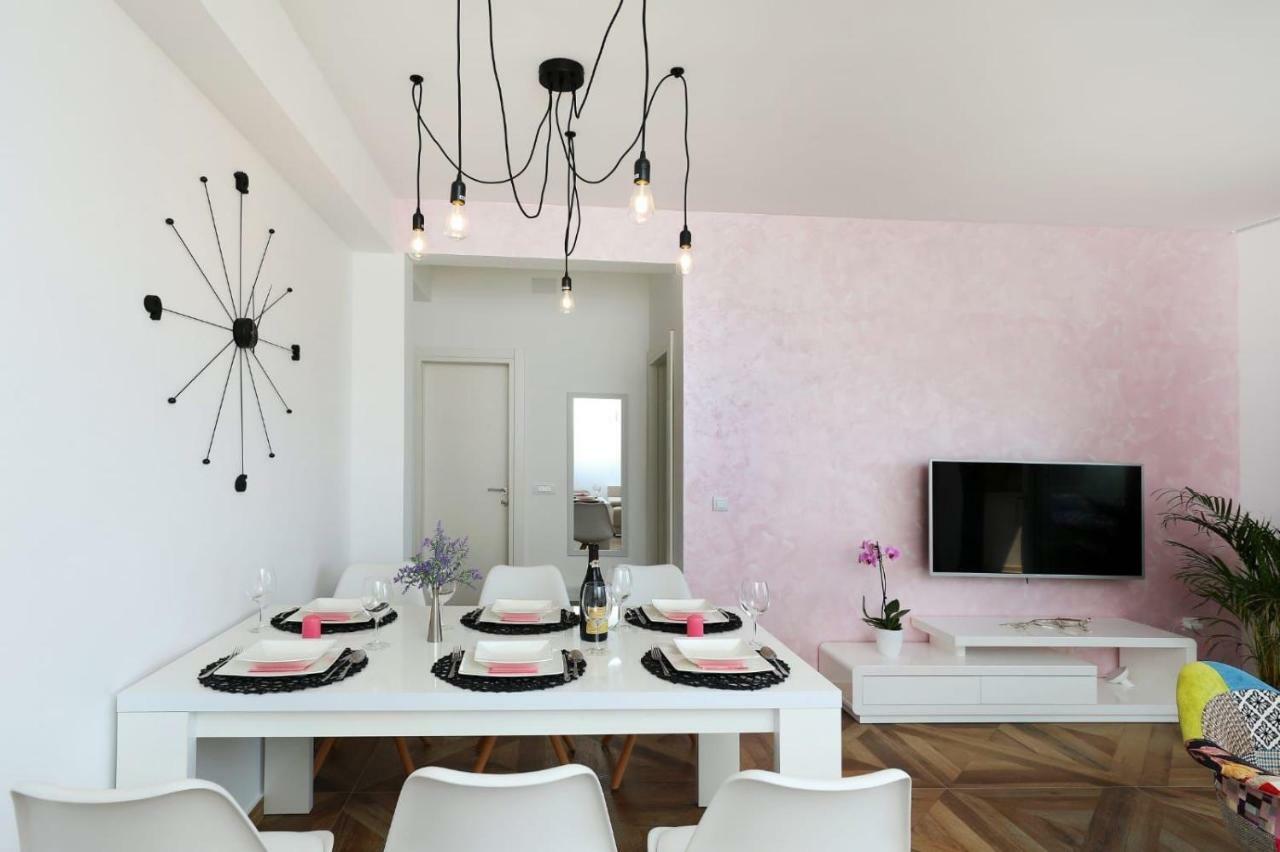 Redstone Luxury Apartments 스베타 네델자 외부 사진