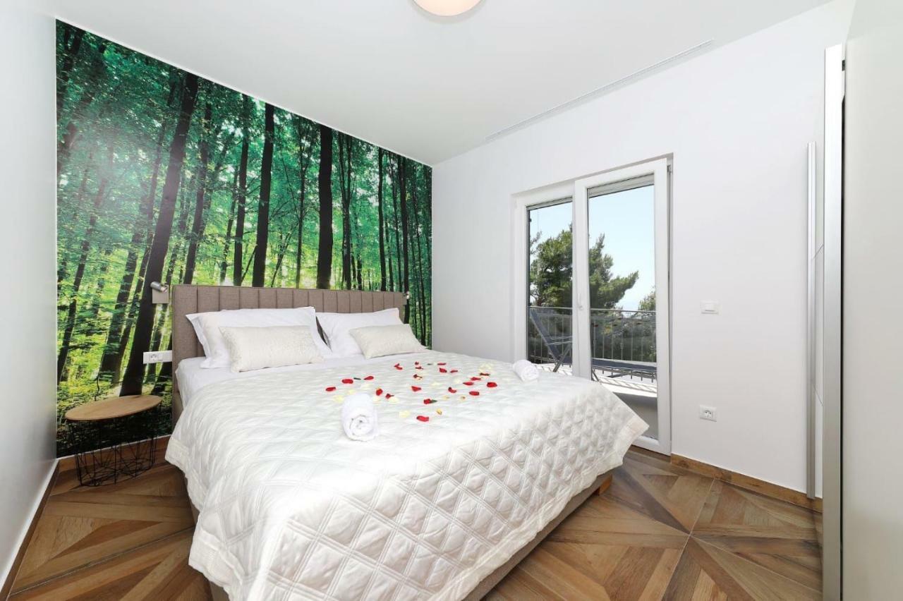 Redstone Luxury Apartments 스베타 네델자 외부 사진